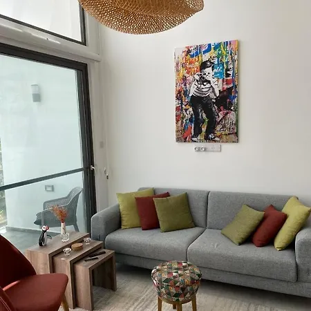 Retreat, Block B1, Unit15 *