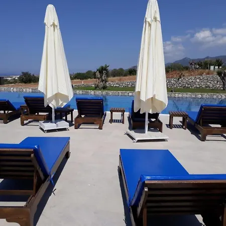 Retreat, Block B1, Unit15