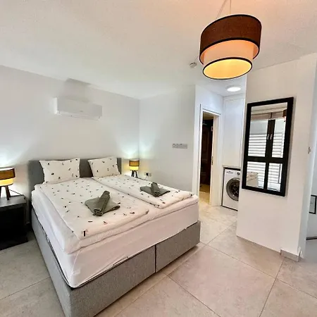 アパート Retreat, Block B1, Unit15