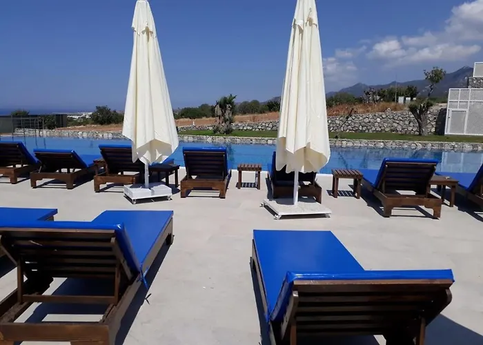 Retreat, Block B1, Unit15