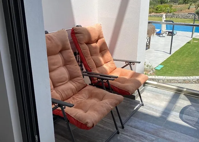 Retreat, Block B1, Unit15 *