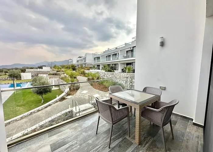 Retreat, Block B1, Unit15